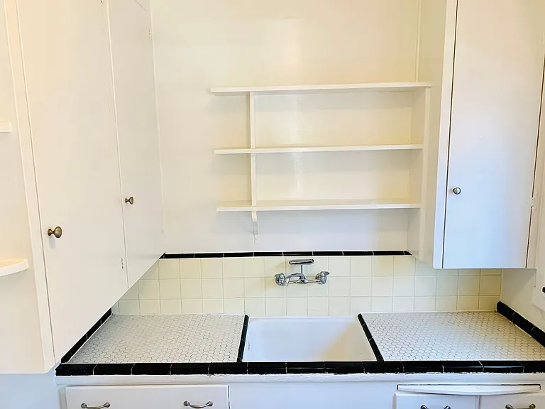 5050 Cape May Ave — Photo 8