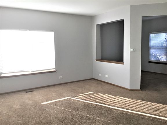 4th image of 1022 Shoreline Dr