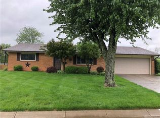 6113 Crest Oak Pl, Dayton, OH 45414