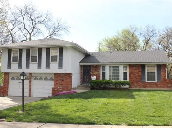 10003 W 98th St, Overland Park, KS 66212