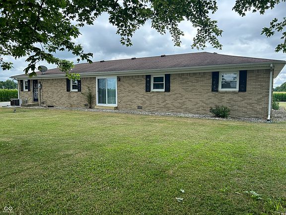 4th image of 10100 S County Road 300 W