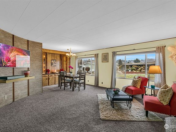 4th image of 1402 22nd Street NE #37