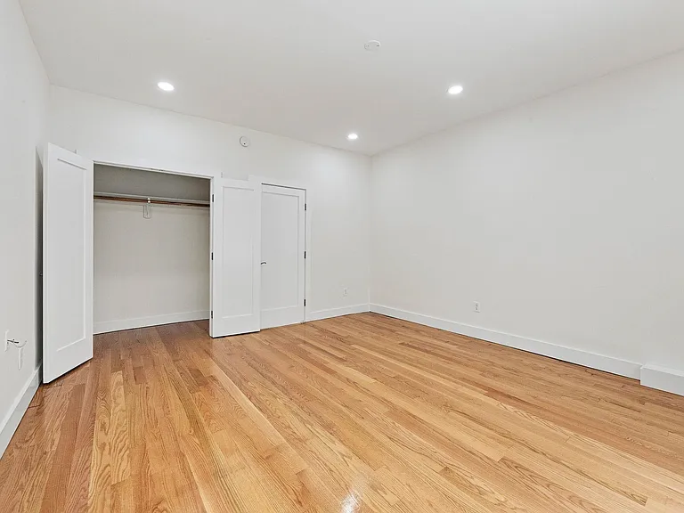 1017 Park Ave #G — Photo 8