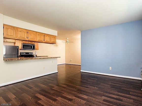 5th image of 117 Aimwick Ct #117
