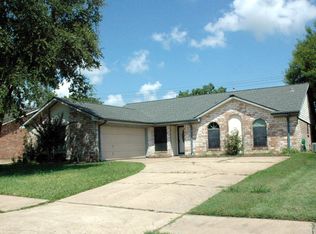 10707 Sagerock Dr, Houston, TX 77089