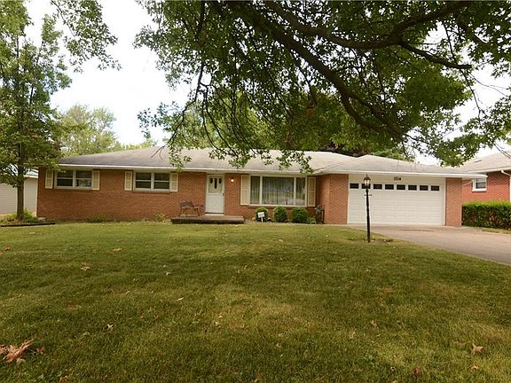 2nd image of 1514 Silver Ln