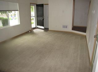 6042 Illinois Ln SE UNIT B, Lacey, WA 98513