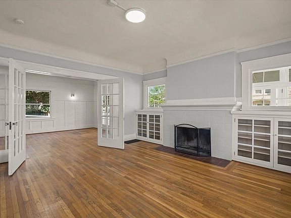 3rd image of 111 5th St