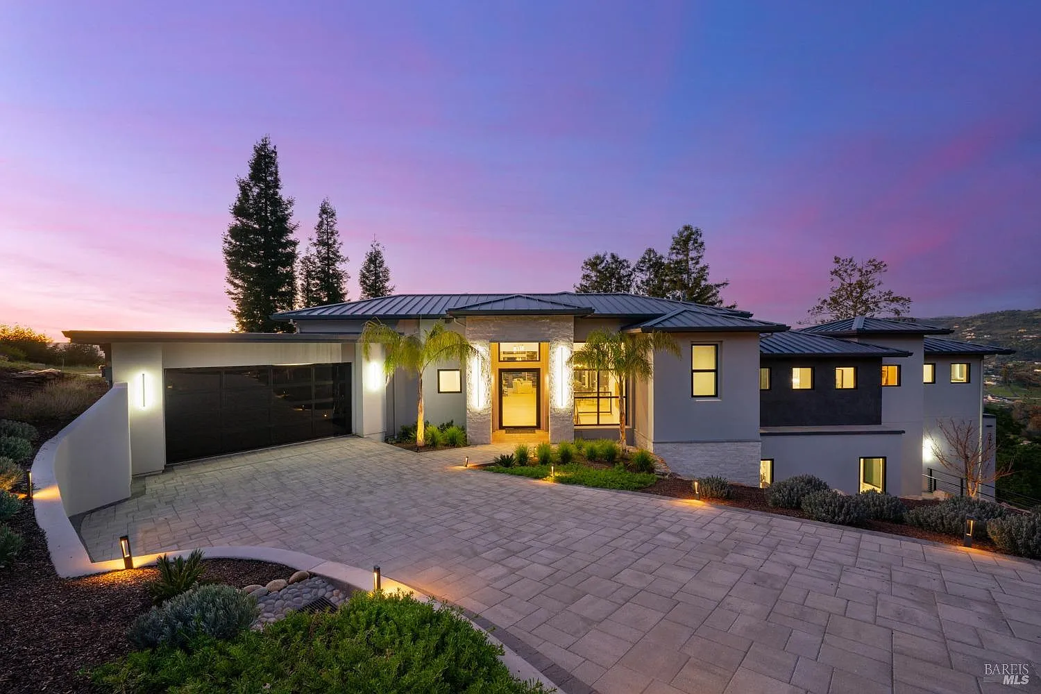3917 Skyfarm Drive photo 1