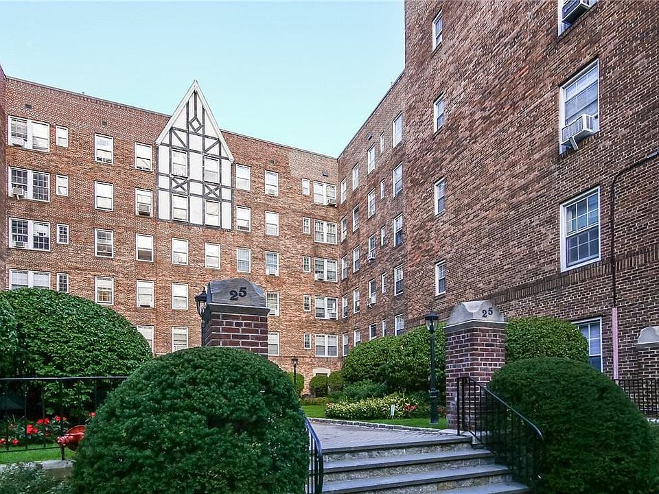 1st image of 25 Parkview Avenue #2I