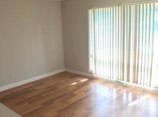 610 E Walnut St, Chatham, IL 62629