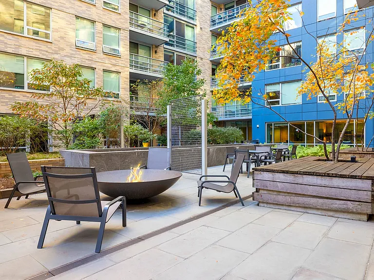 F1RST Residences — Photo 61