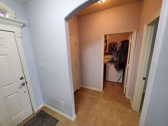 3rd image of 6915 Appomattox Dr