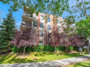 11140 68th Ave NW #305, Edmonton, AB T6H2C2