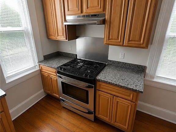 5th image of 107 Ring St Floor 2