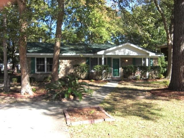1st image of 125 Susan Dr #A