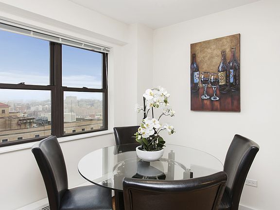 The Grand - Alcove - F Line