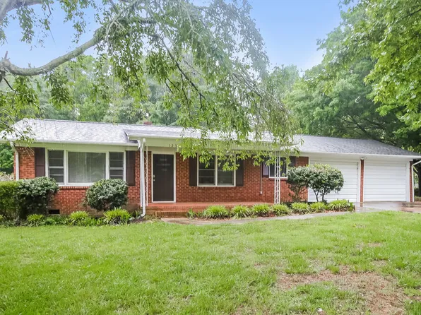 125 Pinevale Dr, Salisbury, NC 28144
