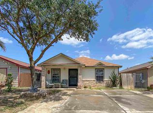 522 Mohican Dr, Laredo, TX 78045