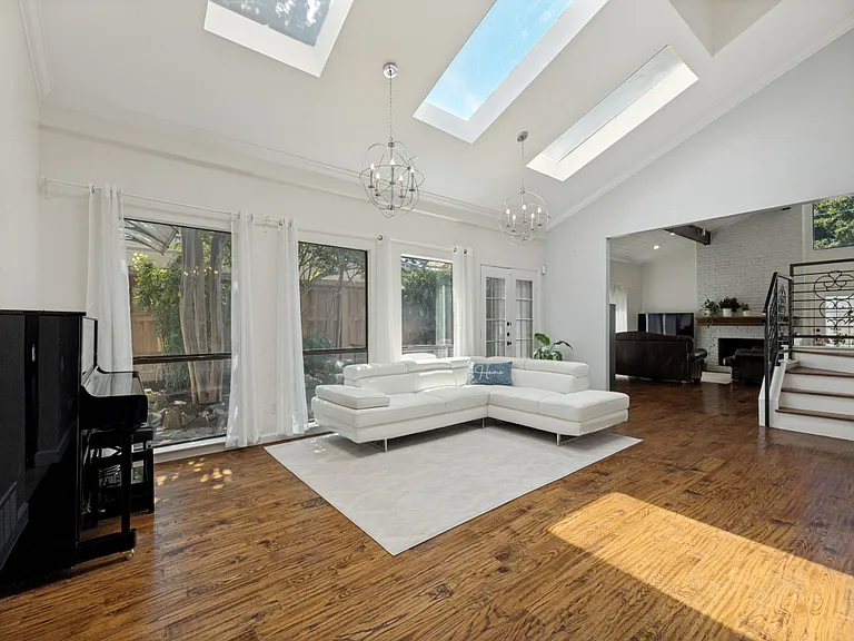 3441 Haynie Ave — Photo 2