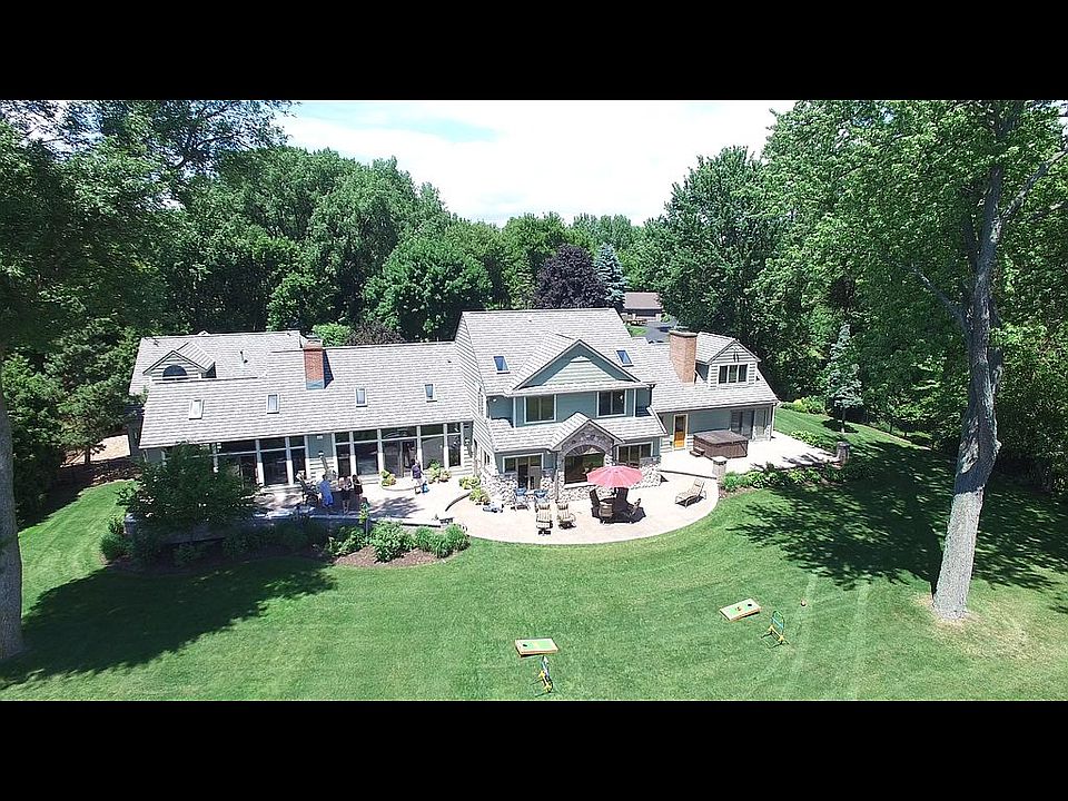 2nd image of 111 Poplar Ct