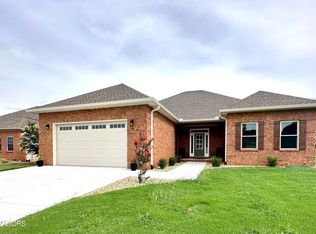 140 Kahite Greens Pl, Vonore, TN 37885