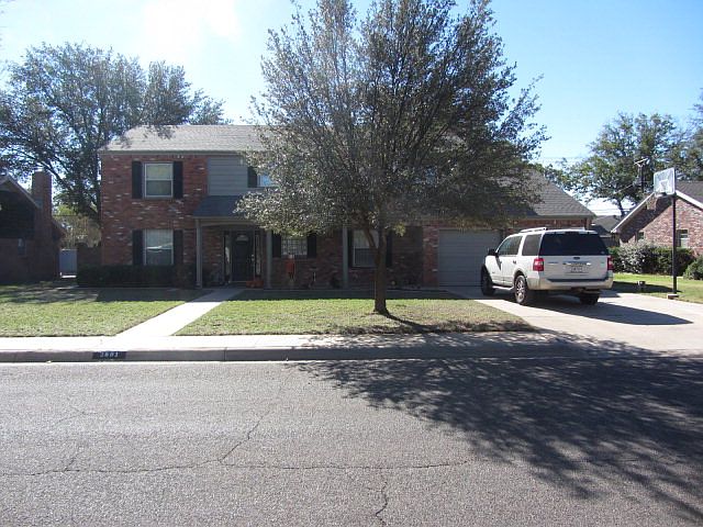1st image of 2601 W Dengar Ave