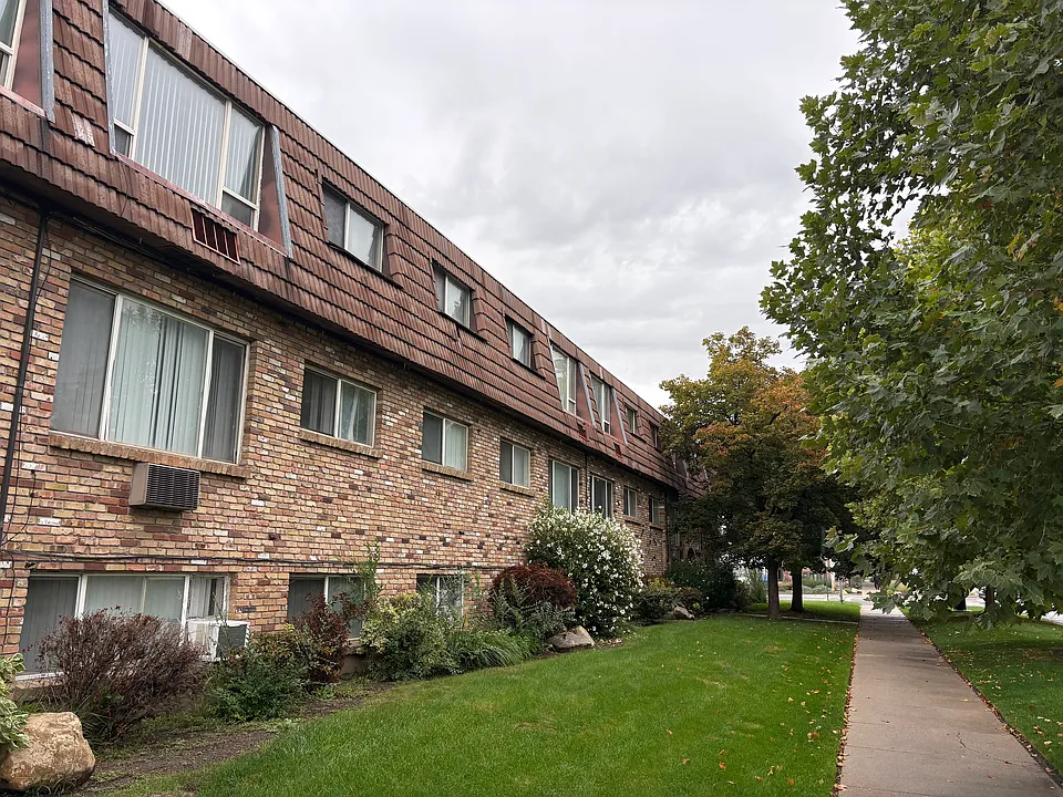 Caledonian Apartments