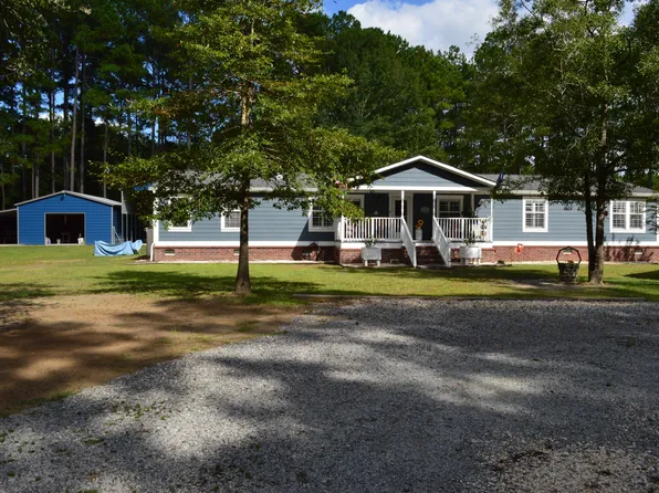800 Blissful Ln, Huger, SC 29450
