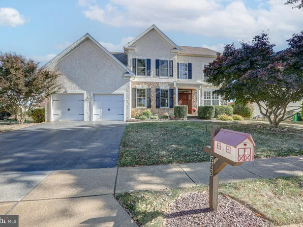 229 Porky Oliver Dr, Middletown, DE 19709
