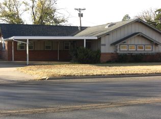 3003 W 11th St, Plainview, TX 79072