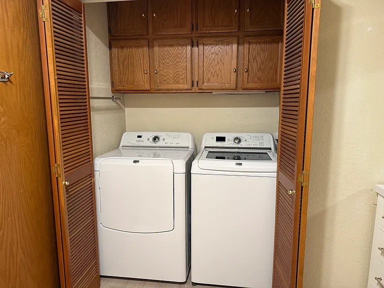 520 Pine St #204 — Photo 22