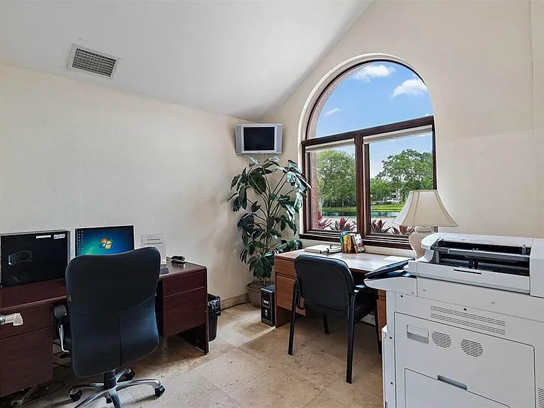 10263 Gandy Blvd N #602 — Photo 72