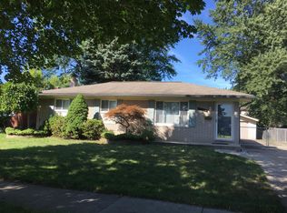 39735 Karola Dr, Sterling Heights, MI 48313