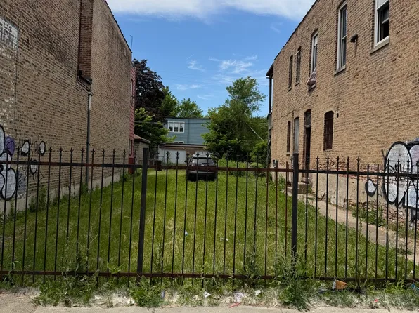 5540 S Racine Ave, Chicago, IL 60636