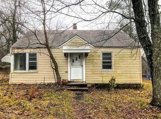 425 N Locust St, Richland, MO 65556