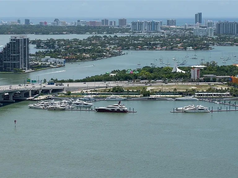 888 Biscayne Blvd #4112 — Photo 28