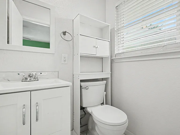 10028 San Lorenzo Dr — Photo 19