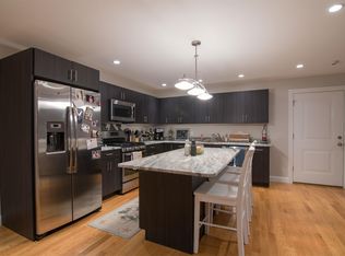 365 Chelsea St, Boston, MA 02128