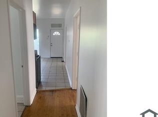 8544 S Kingston Ave #1, Chicago, IL 60617
