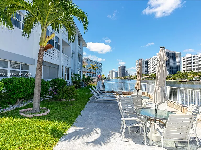 3131 S Ocean Dr #110 — Photo 25