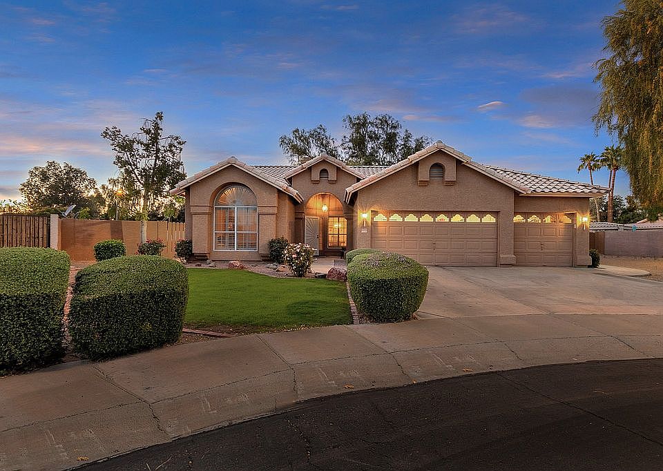 1st image of 21282 N 66th Ln