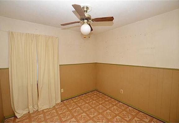 5th image of 2402 Luau St