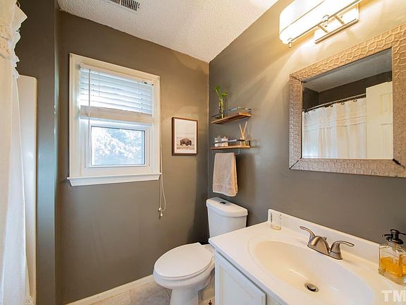 2nd image of 6808 Chamonix Pl
