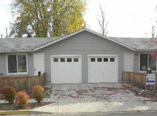 2327 Dahlia Way, Medford, OR 97501