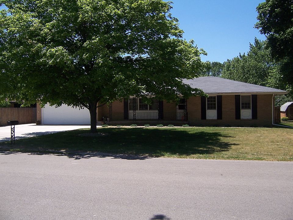 602 N 7th St, Fairbury, IL 61739 Zillow
