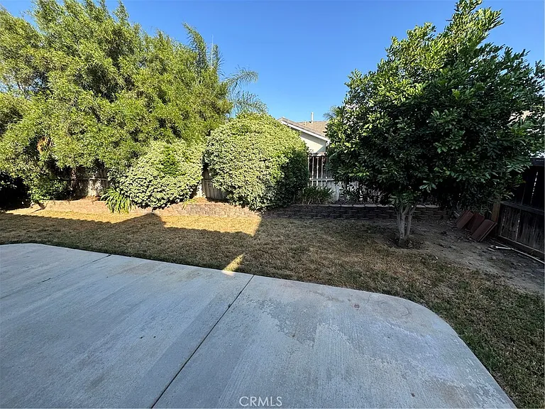 36168 Leeds St — Photo 33