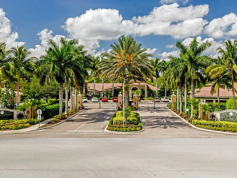 3817 NW Mediterranean Ln — Photo 10