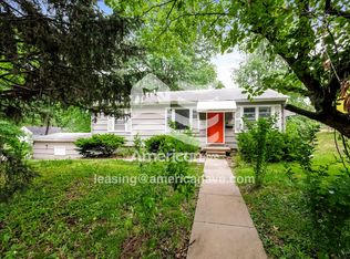 9811 E 29th St S, Independence, MO 64052