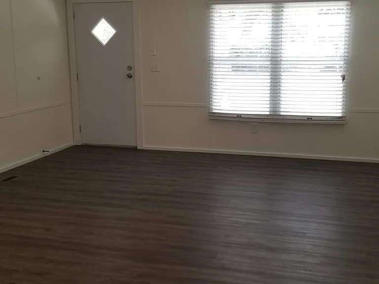 135 Jo Katherine Ln — Photo 8